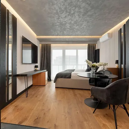 Elegant Close To River With Air Conditioning By Renters Prestige * Wroclaw