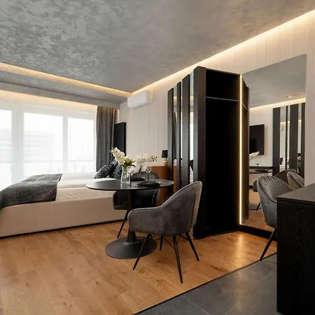 Apartment Elegant Close To River With Air Conditioning By Renters Prestige Wroclaw