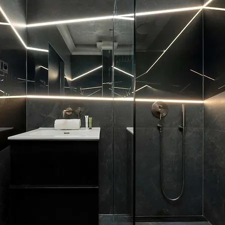 아파트 Elegant Close To River With Air Conditioning By Renters Prestige